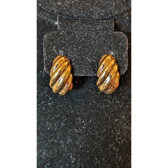 Givenchy Clip On Gold Tone Shrimp Half Hoop Paris New York Logo Vintage Earrings - Picture 4 of 5